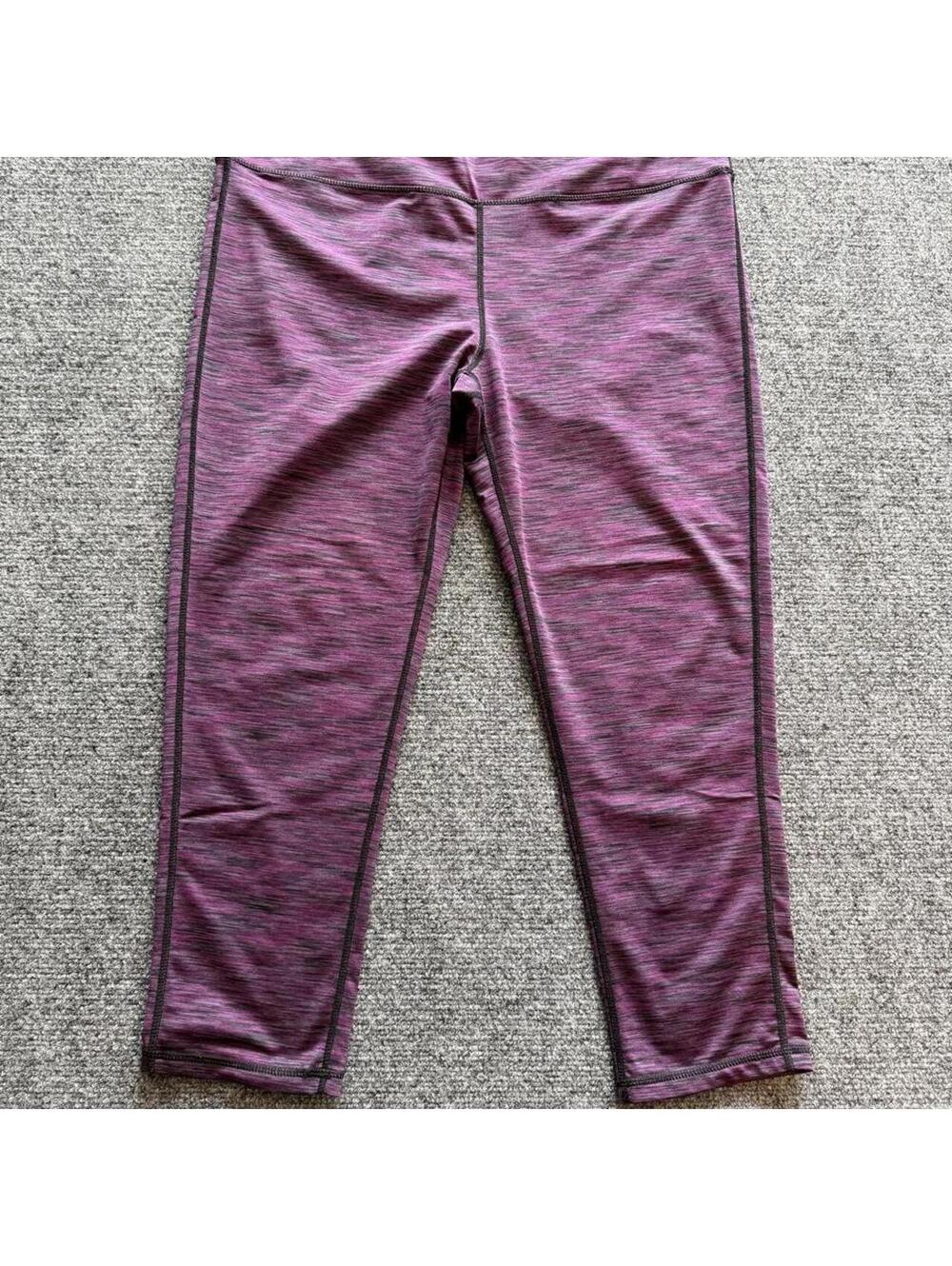 Large buttery soft purple 3/4 length activewear pants